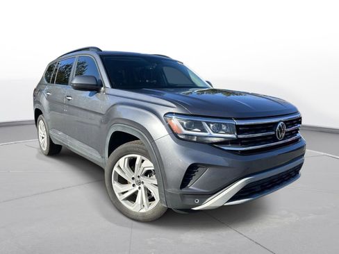 Used 2021 Volkswagen Atlas SE w/ Panoramic Sunroof Package image 6