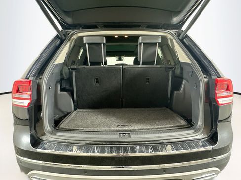 Used 2019 Volkswagen Atlas SEL FWD image 31