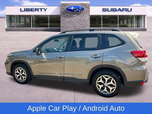 Used 2019 Subaru Forester Premium AWD/4WD image 8