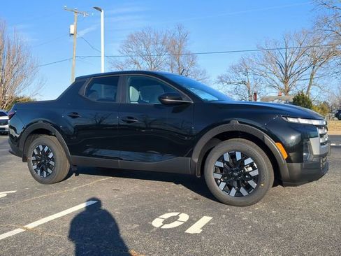 New 2026 Hyundai Santa Cruz SE image 2