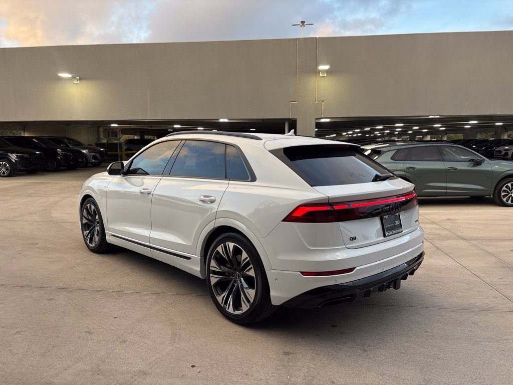 Used 2026 Audi Q8 Premium Plus AWD/4WD image 8