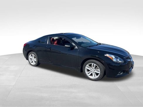 Used 2012 Nissan Altima 2.5 S w/ 2.5S Premium Pkg image 24