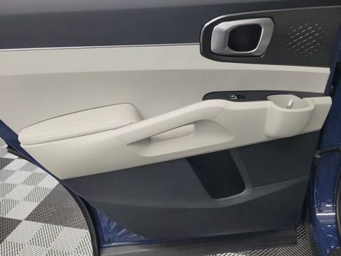 Used 2024 Kia Sorento S w/ Panoramic Sunroof Package FWD image 14
