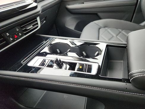 New 2026 Volkswagen Atlas SE image 20