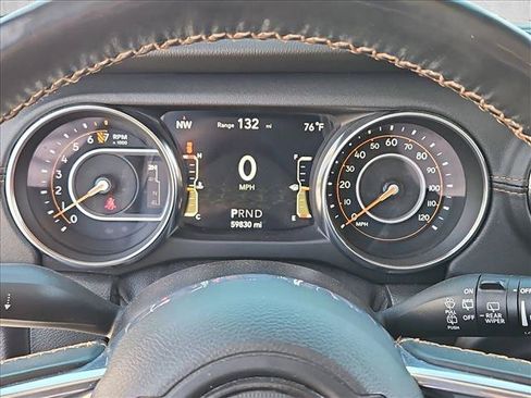 Used 2020 Jeep Wrangler Unlimited Sahara AWD/4WD image 11
