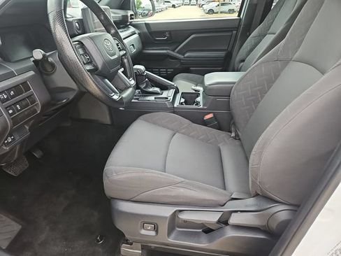 Used 2024 Toyota Tacoma SR RWD image 18