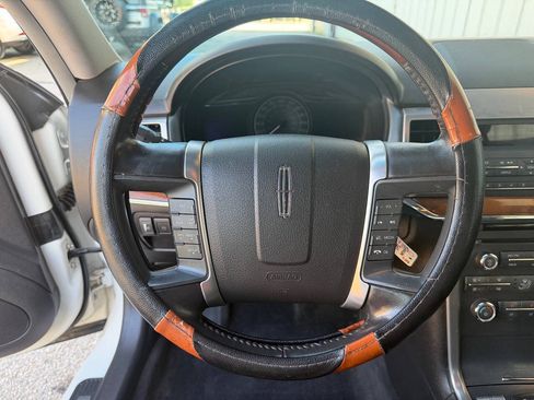 Used 2012 Lincoln MKZ Hybrid FWD image 25