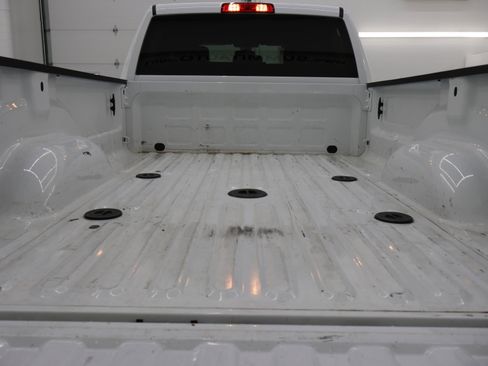 Used 2024 RAM 3500 Tradesman w/ Chrome Appearance Group image 28