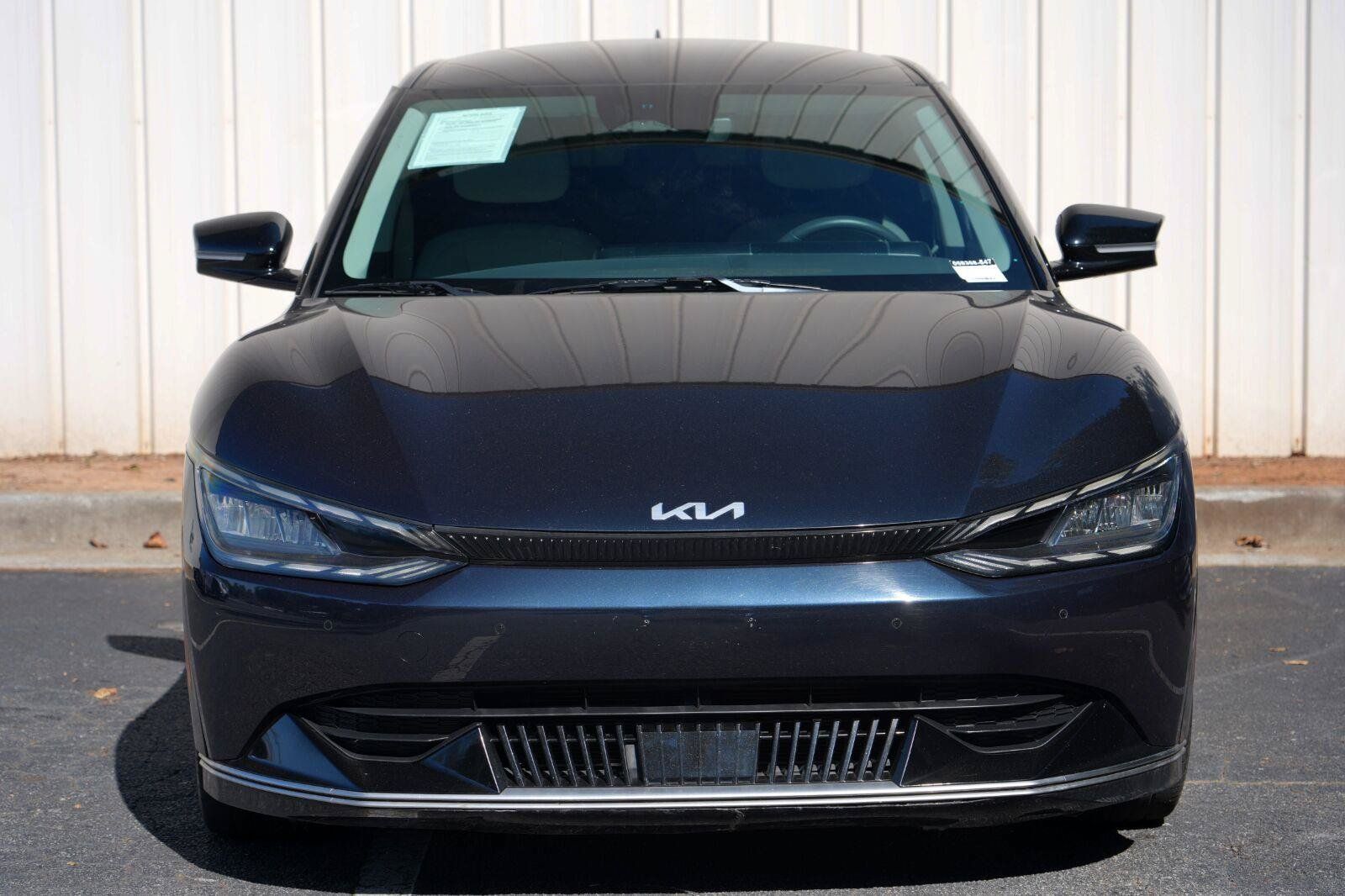 Used 2022 Kia EV6 Wind RWD image 47
