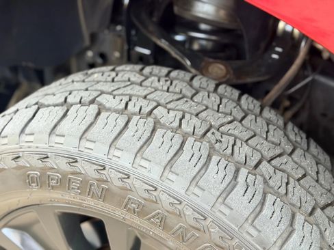 Used 2013 Ford F150 XLT w/ Luxury Equipment Group image 30