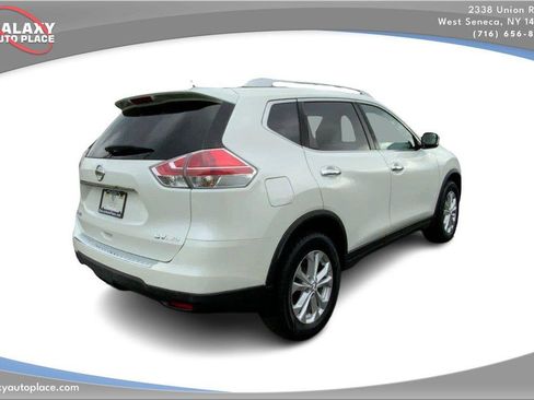Used 2016 Nissan Rogue SV AWD/4WD image 5