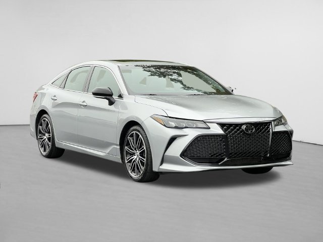 Used 2019 Toyota Avalon XSE w/ All Weather Liner Package FWD image 1