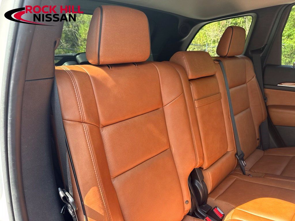 Used 2012 Jeep Grand Cherokee Overland AWD/4WD image 34