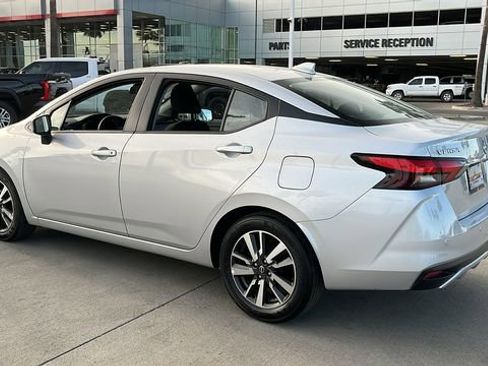 Used 2025 Nissan Versa SV image 22