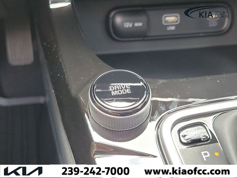 New 2026 Kia Seltos S FWD image 30
