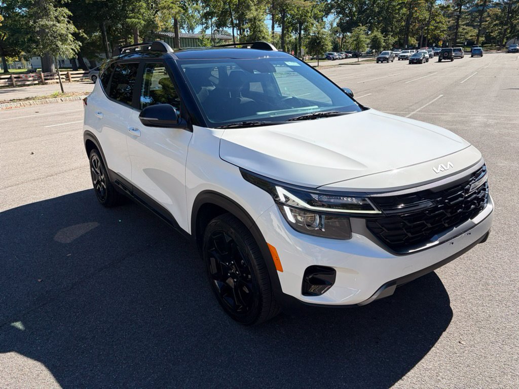 Used 2024 Kia Seltos X-Line AWD/4WD image 1