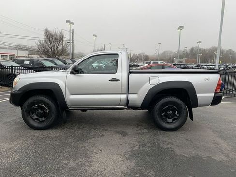 Used 2012 Toyota Tacoma 4x4 Regular Cab image 5