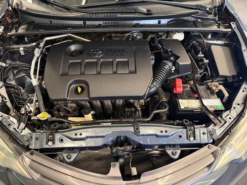 Used 2016 Toyota Corolla LE FWD image 22