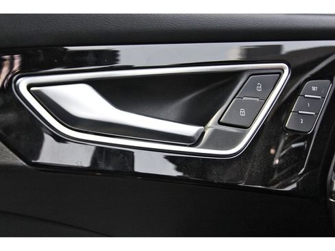 Used 2022 Audi Q4 e-tron Premium Plus AWD/4WD image 22