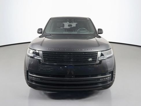 Used 2024 Land Rover Range Rover Long Wheelbase SE AWD/4WD image 2