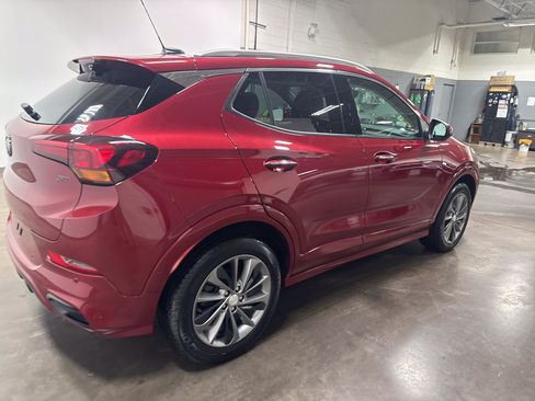 Used 2021 Buick Encore GX Essence w/ Advanced Technology Package AWD/4WD image 3