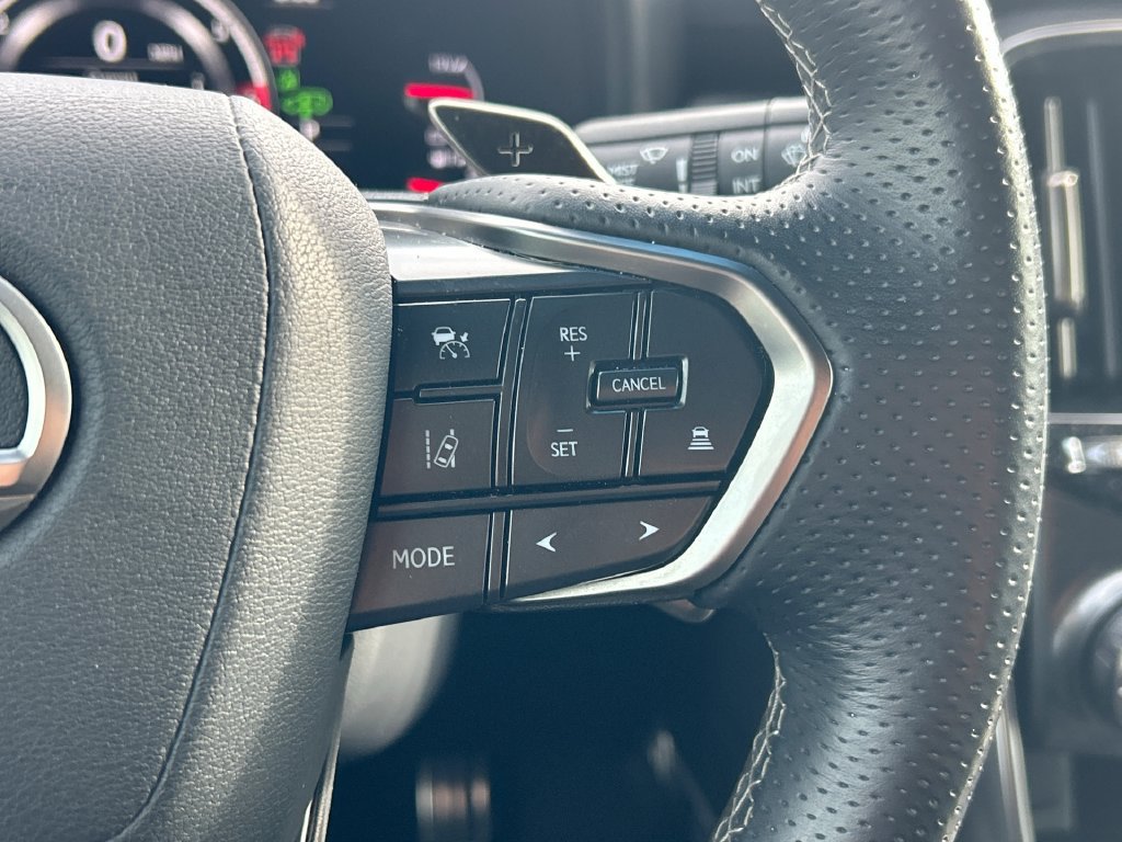 Used 2024 Lexus LX 600 F Sport AWD/4WD image 36