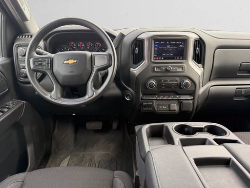 Used 2025 Chevrolet Silverado 2500 Custom w/ Custom Convenience Package AWD/4WD image 10