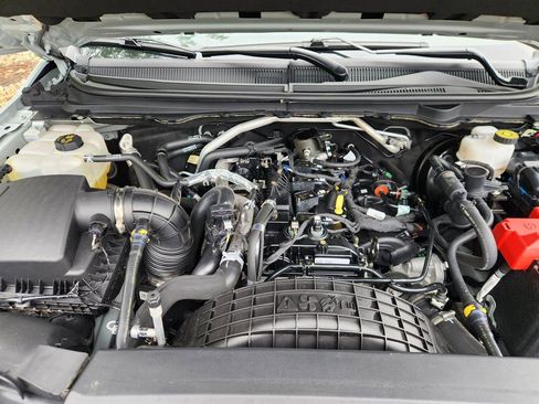 Used 2023 Ford Ranger Lariat w/ Tremor Off-Road Package image 11