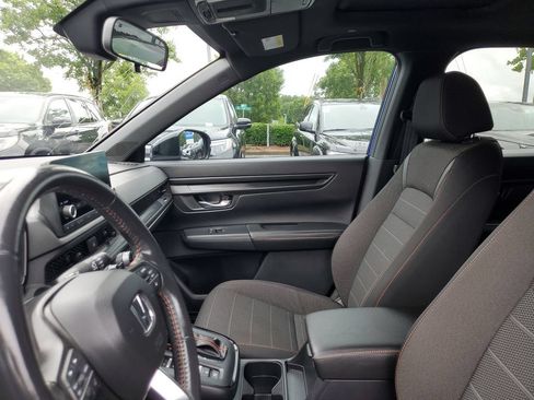 Used 2023 Honda CR-V Sport image 17