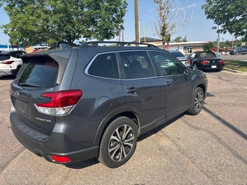 Certified 2023 Subaru Forester Limited AWD/4WD image 11