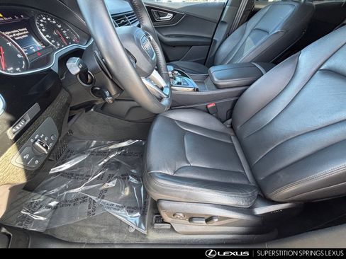 Used 2018 Audi Q7 3.0T Premium image 18