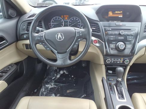 Used 2018 Acura ILX image 11