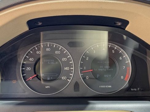 Used 2008 Volvo V70 FWD image 33
