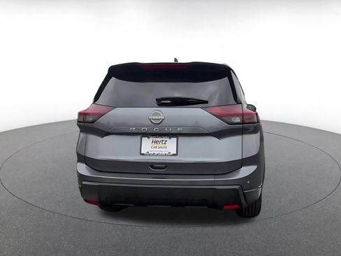 Used 2025 Nissan Rogue SV FWD image 12