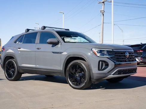 New 2026 Volkswagen Atlas Cross Sport SE image 8