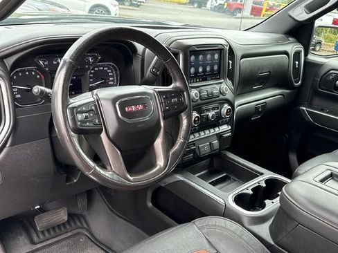Used 2021 GMC Sierra 1500 AT4 w/ Driver Alert Package II AWD/4WD image 13