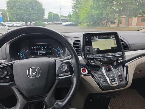 Used 2023 Honda Odyssey Touring image 21