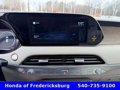 Used 2022 Hyundai Palisade Limited w/ Winter Package image 42