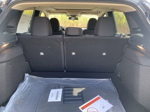 New 2026 Nissan Kicks SV image 13