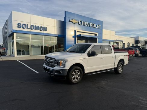 Used 2018 Ford F150 XLT w/ Equipment Group 302A Luxury AWD/4WD image 2