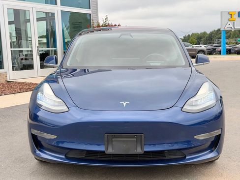 Used 2018 Tesla Model 3 Long Range AWD/4WD image 7