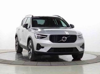 Certified 2025 Volvo XC40 B5 Plus video 1