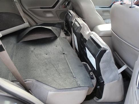 Used 2000 Jeep Grand Cherokee Laredo image 38