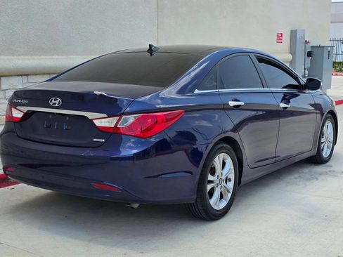 Used 2012 Hyundai Sonata Limited w/ Navigation Pkg FWD image 3