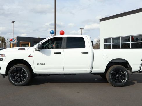 New 2026 RAM 2500 Big Horn AWD/4WD image 10
