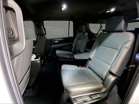 Used 2026 GMC Yukon XL AT4 AWD/4WD image 14