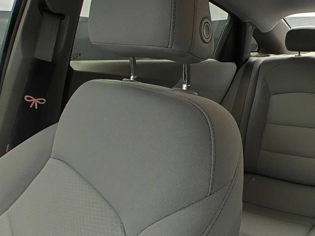 Used 2024 Chevrolet Malibu LS w/ LPO, Floor Liner Package FWD image 9