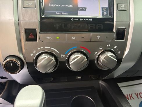 Used 2017 Toyota Tundra SR5 w/ SR5 Upgrade Package image 25