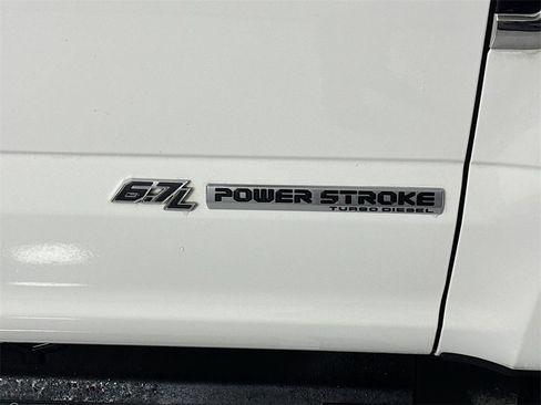 Used 2022 Ford F350 Lariat image 12