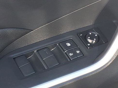 Certified 2025 Toyota RAV4 LE image 18